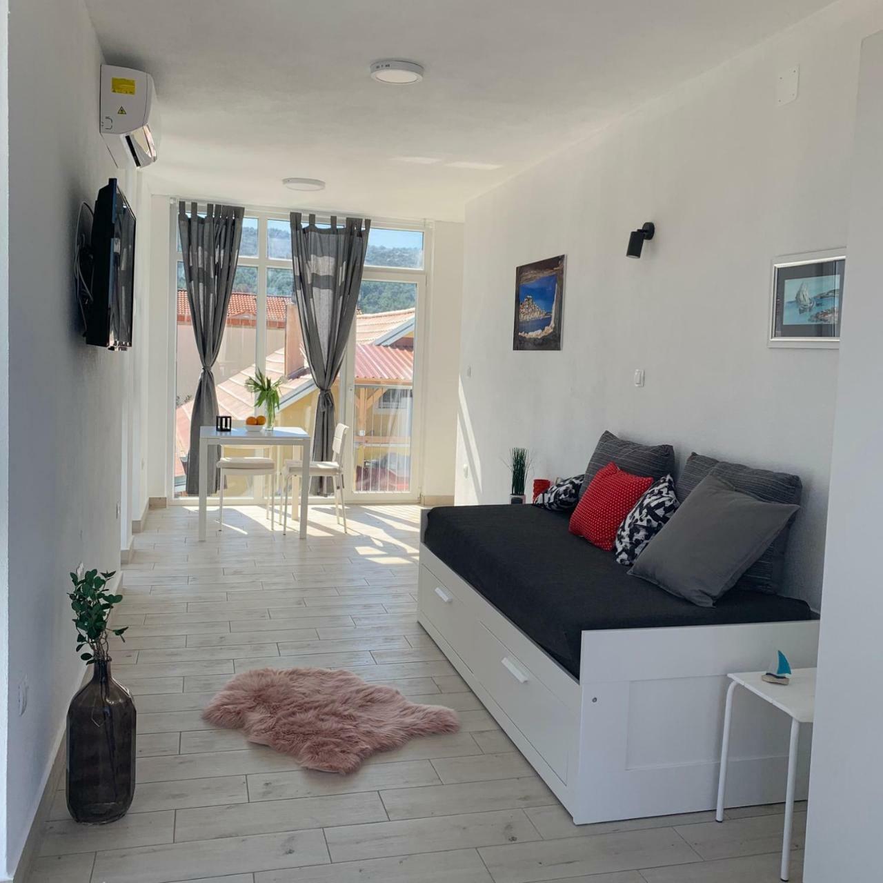 Modern Apartments Day Шибеник Экстерьер фото