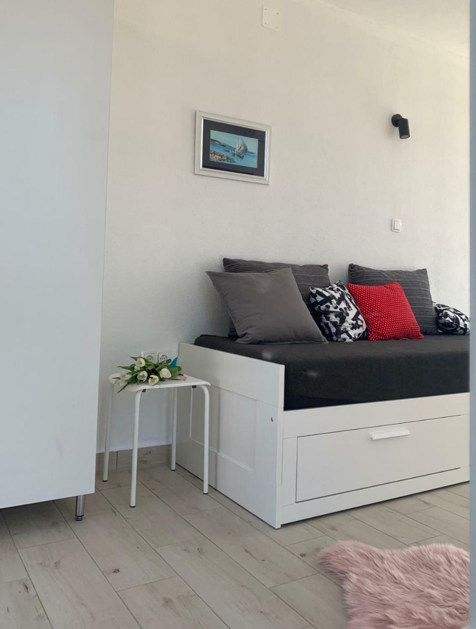 Modern Apartments Day Шибеник Экстерьер фото