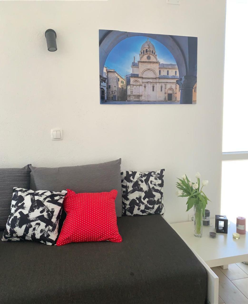 Modern Apartments Day Шибеник Экстерьер фото